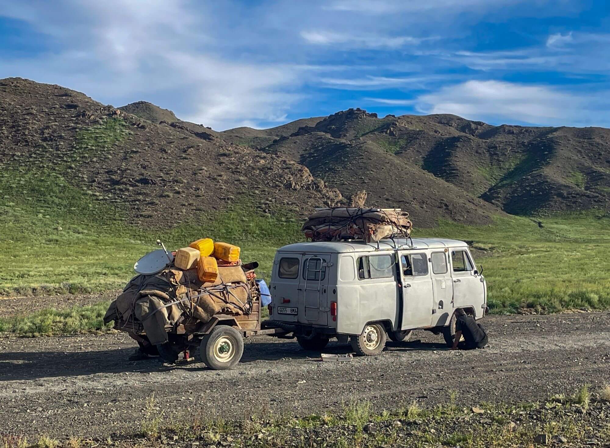 Mongolia, UAZ, podróż, nomadzi, jurta