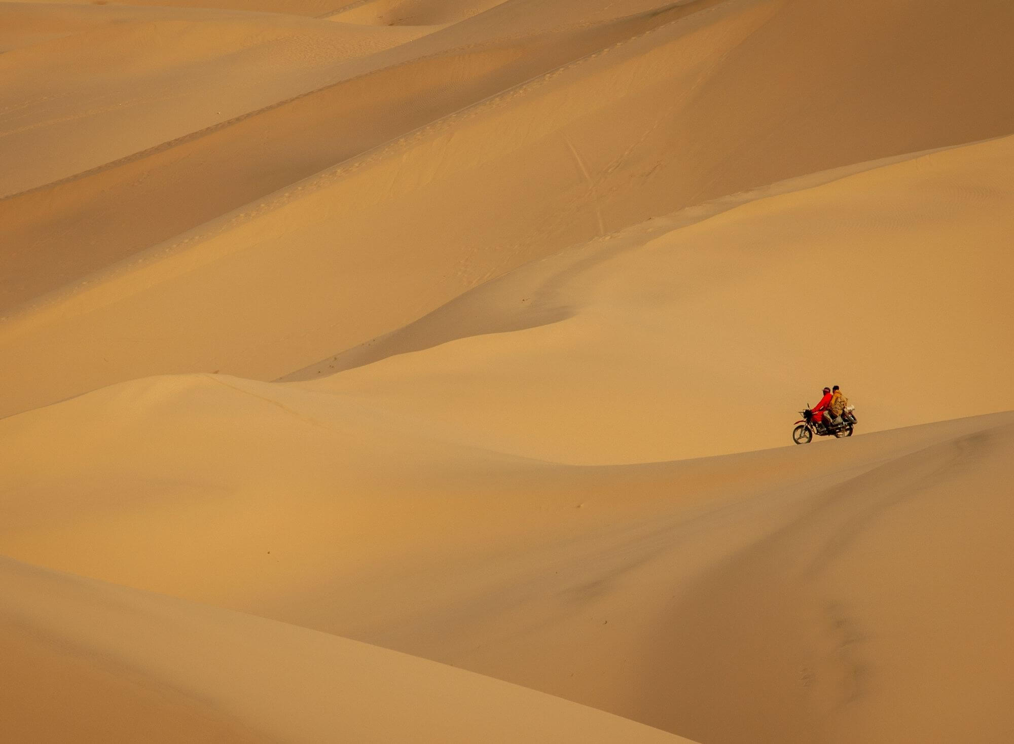 Gobi, pustynia, wydmy, Khongoryn Ela, Mongolia