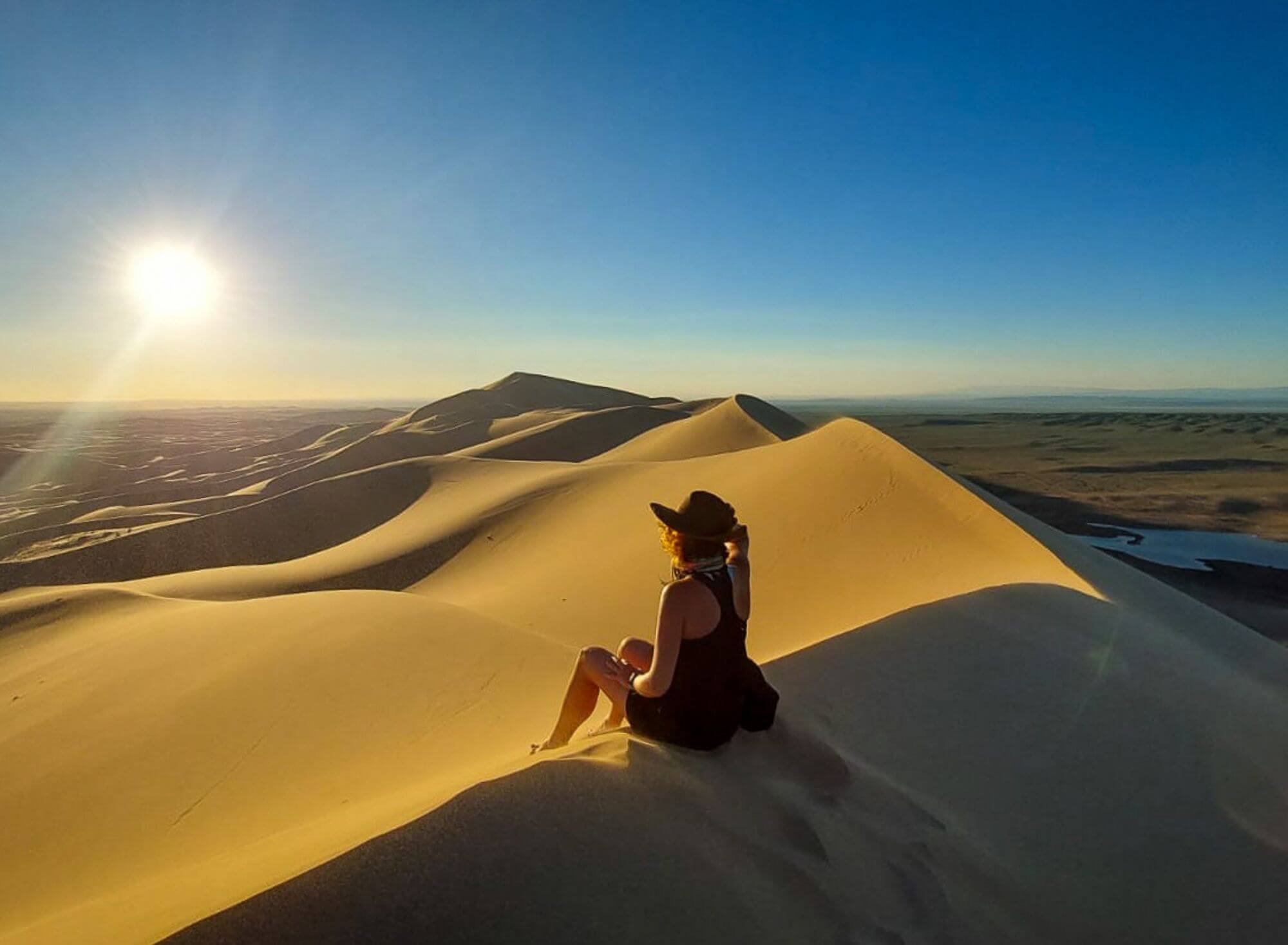 Gobi, pustynia, wydmy, Khongoryn Ela, Mongolia