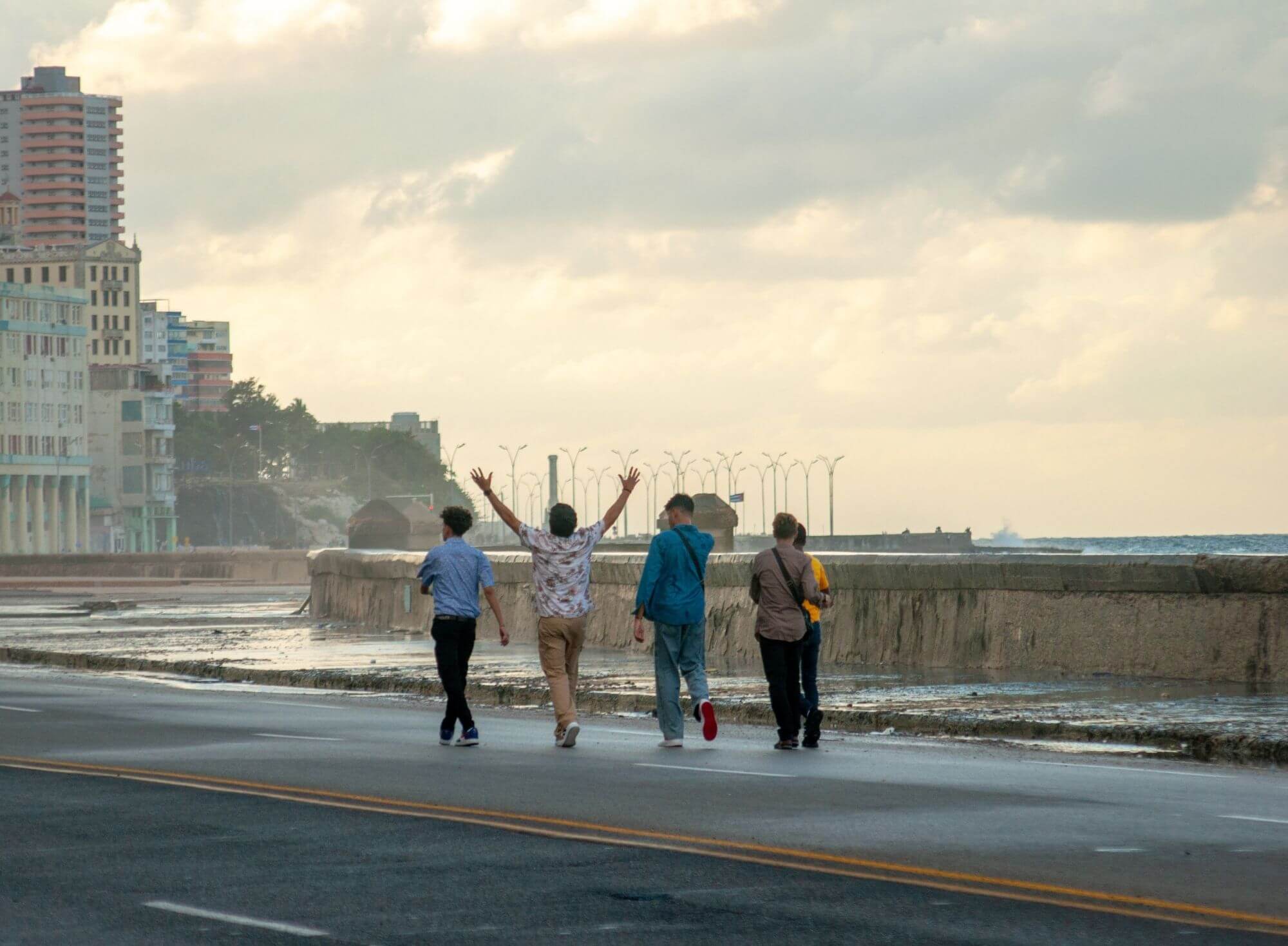 Hawana, młodzież, Malecon, radość, młodość, spacer, morze, Kuba